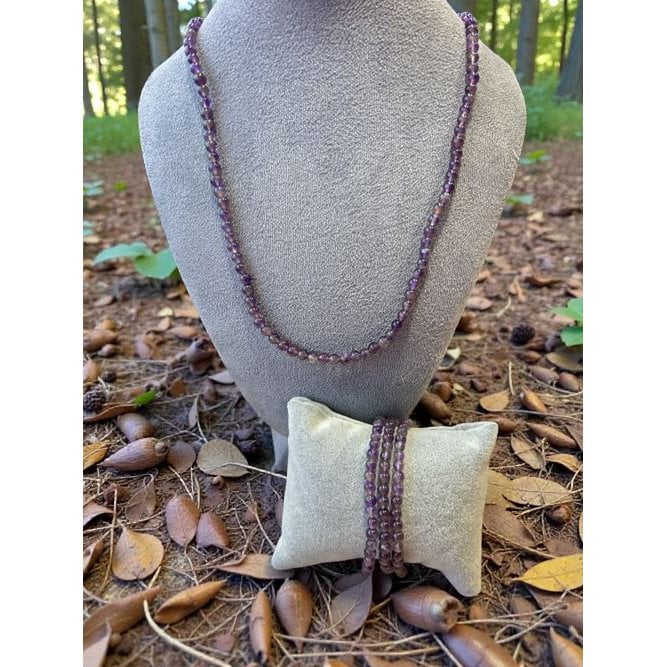 Amethyst Wrap Bracelet & Necklace – detail view