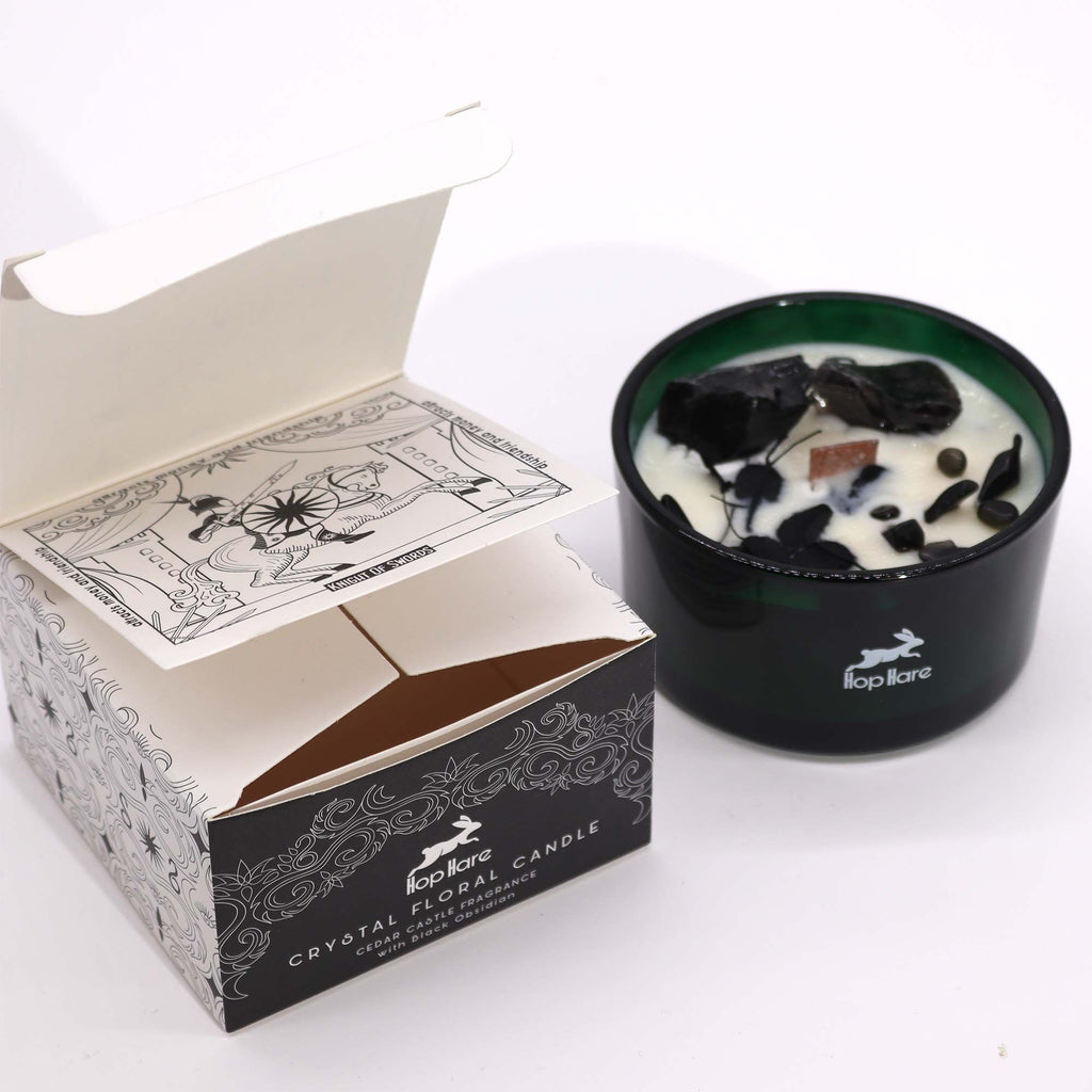Crystal Flower Candle – The King of Swords · Cedarwood – packaging