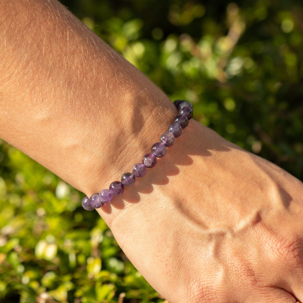 Petite Gemstone Bracelet – Amethyst – close-up