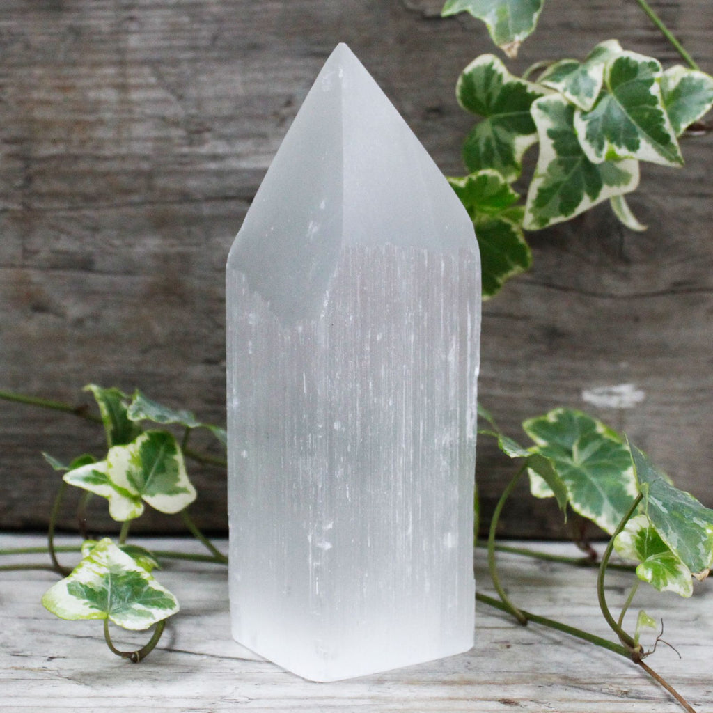 Selenite Tower – Pencil Point · 15 cm by Chapter 9 Copenhagen