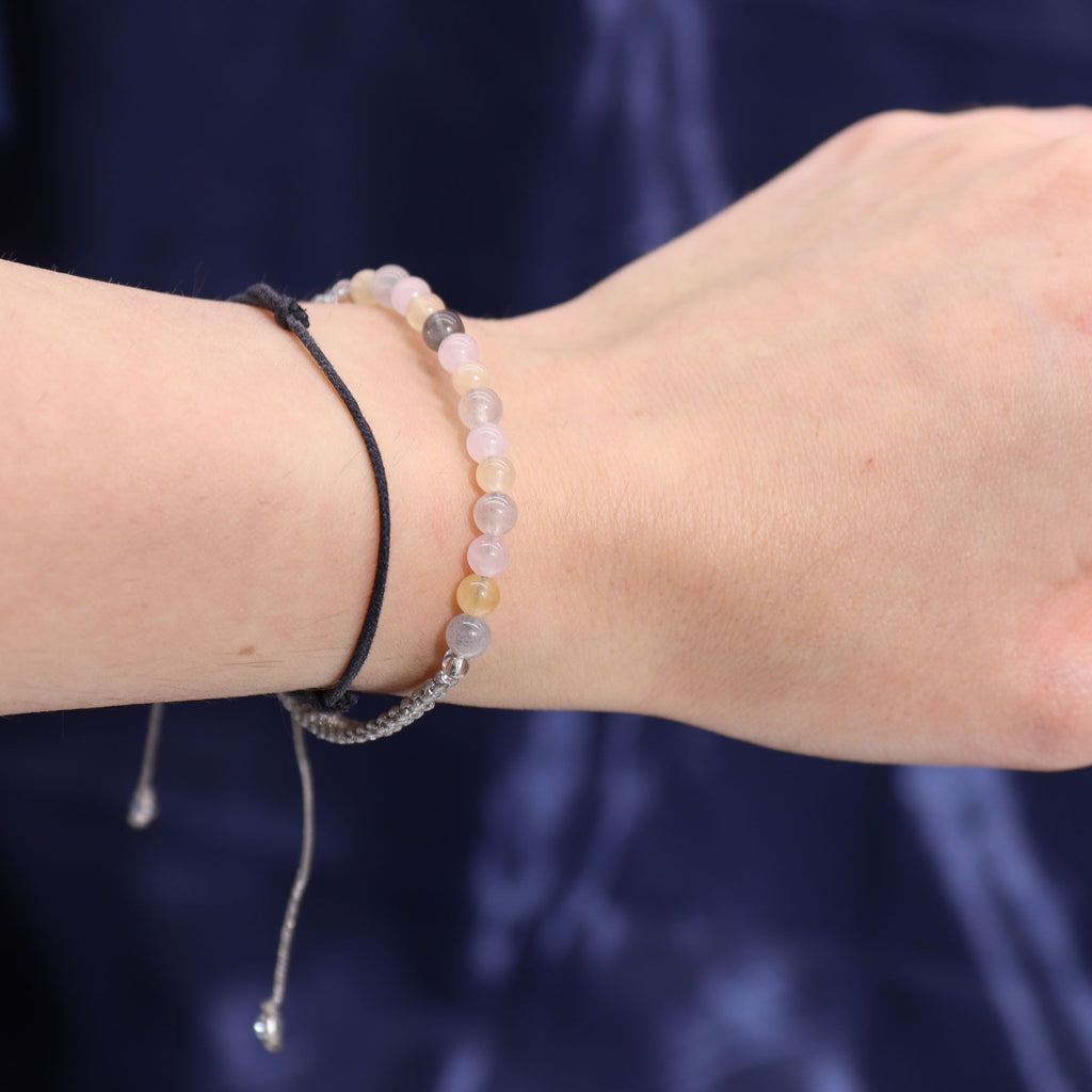 Written in the Stars – Gemini · Zodiac Candle & Gemstone Bracelet – close-up