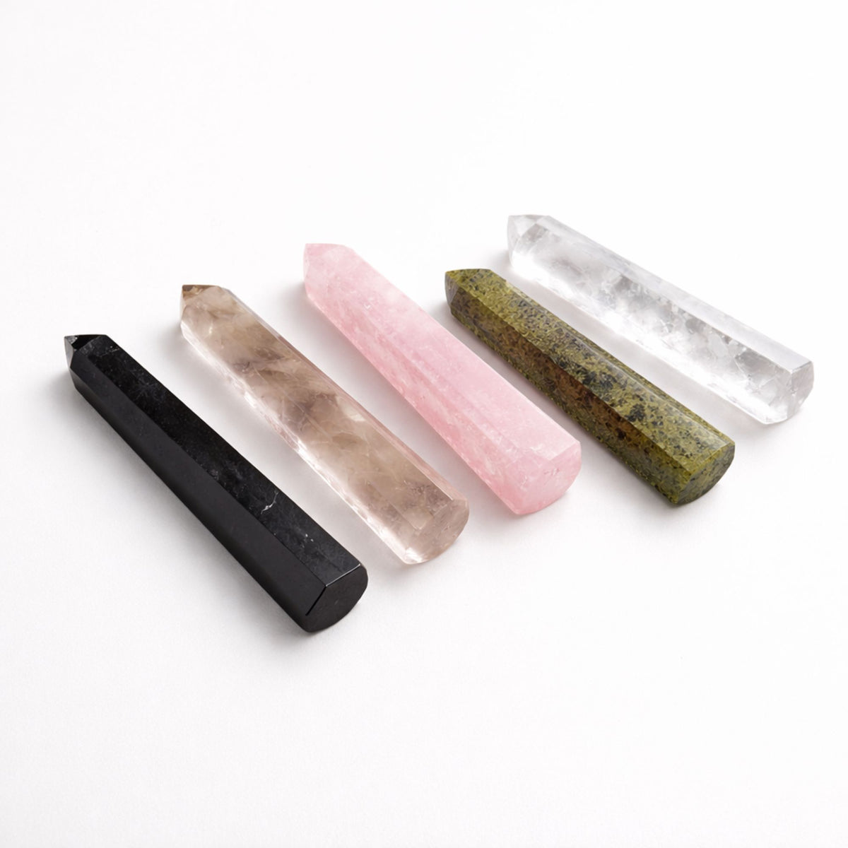 Obelisk Point – Clear Quartz · 11 cm – packaging