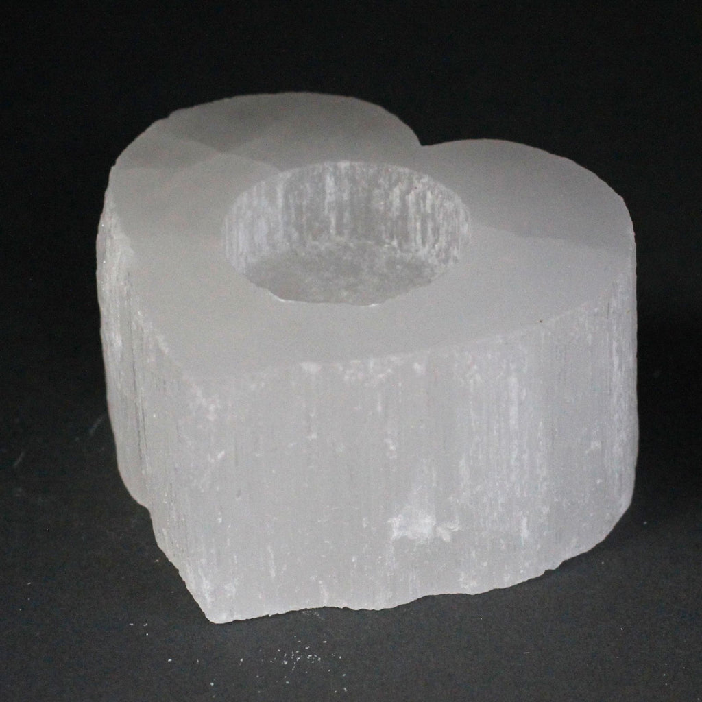 Selenite Candle Holder – Heart – detail view